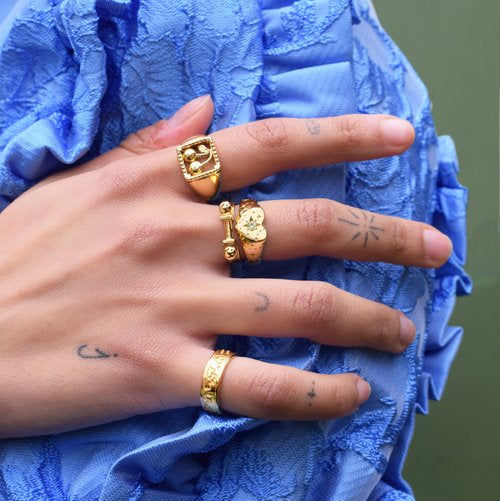 Happy T-Bar Ring